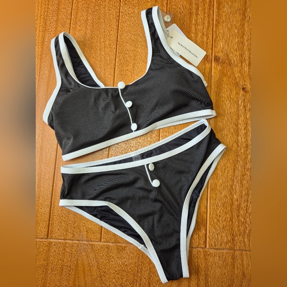 Commense 2 Piece Bikini - Size Large - Picture 3 of 6